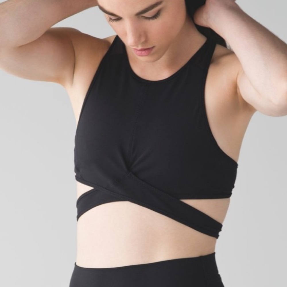 Lululemon wanderlust special edition yoga haven bra in size 4. like new!